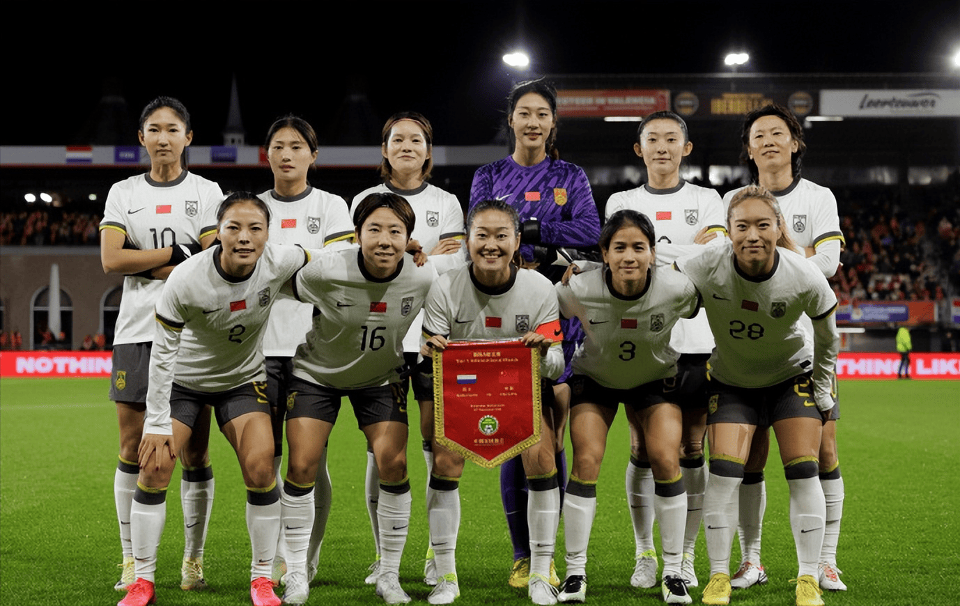 【九游官网】新闻热点：女足比赛在世界范围内引发热议
