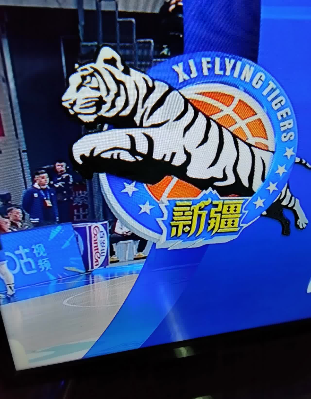 九游下载：新疆队攻防两端表现出众，实力超群